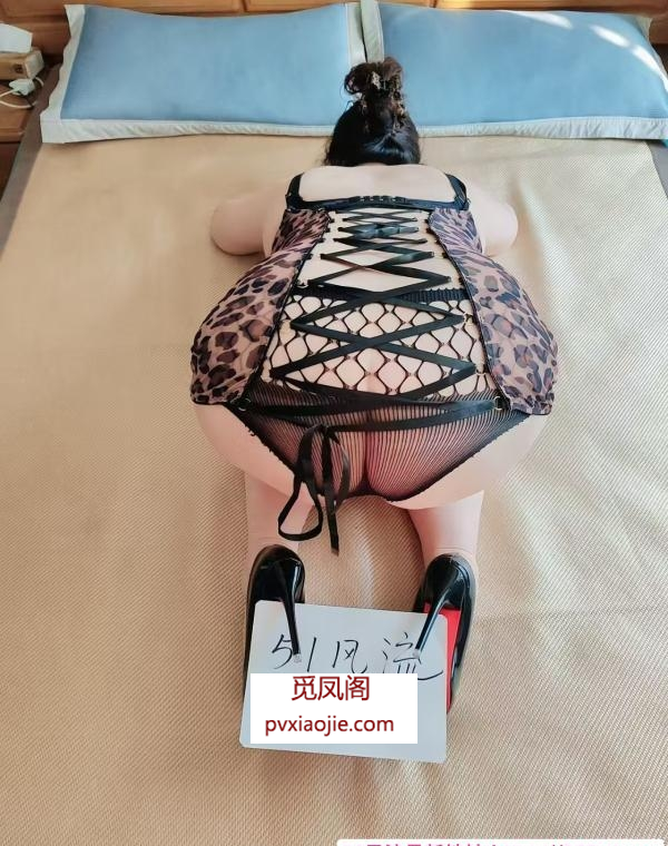 杭州东站肥臀三通骚妇